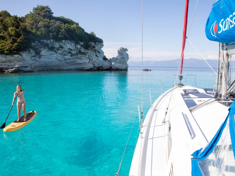 Segelboot mit oder ohne Skipper Bénéteau mieten in Gouviá