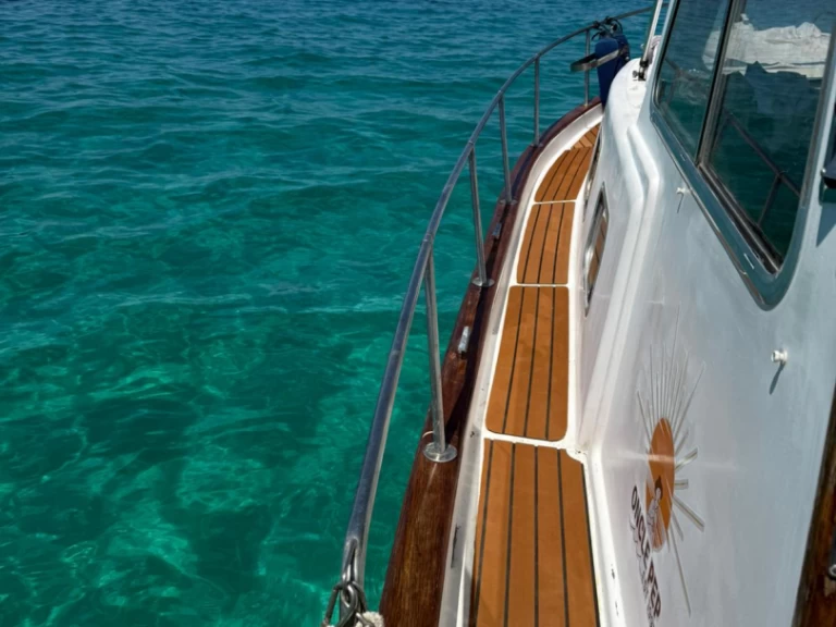 Bootsverleih Menorquin-Yachts Conquisrtador 43 Palma de Mallorca Samboat