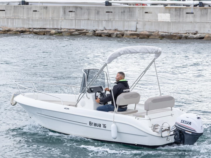 Mingolla Brava 16 mieten Badalona