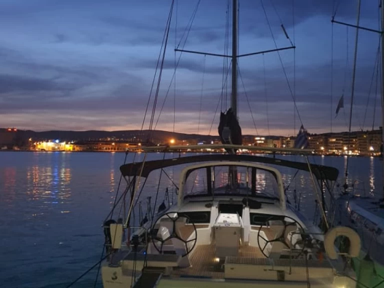 Vermietung Segelboot Bénéteau mit Führerschein