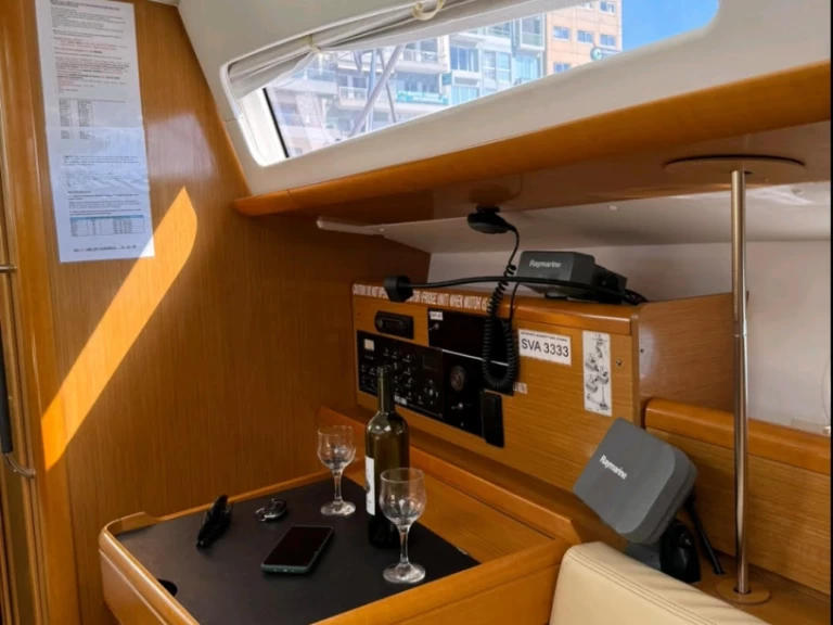 Boot mieten Volos günstig Sun Odyssey 42 DS