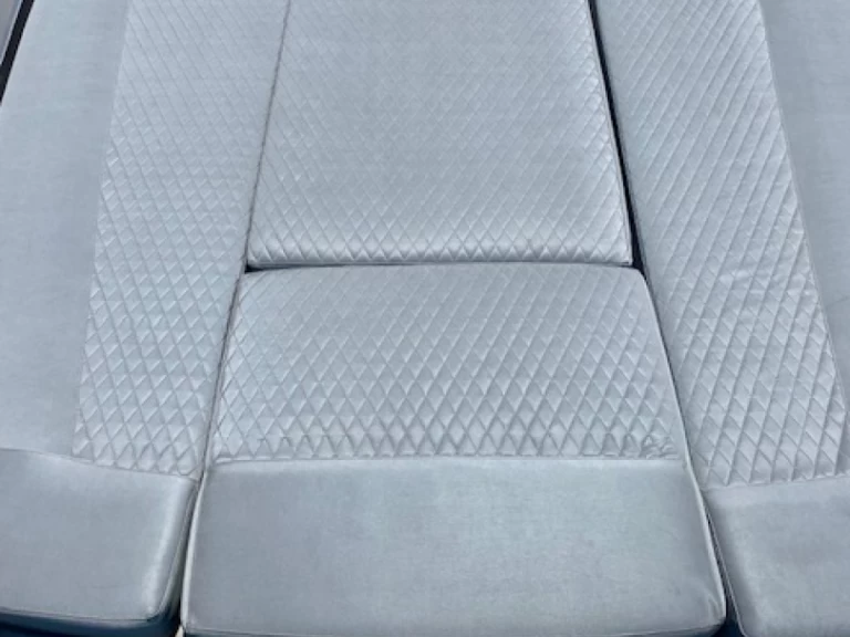 Ein Azimut Azimut 86 mieten in Gouviá