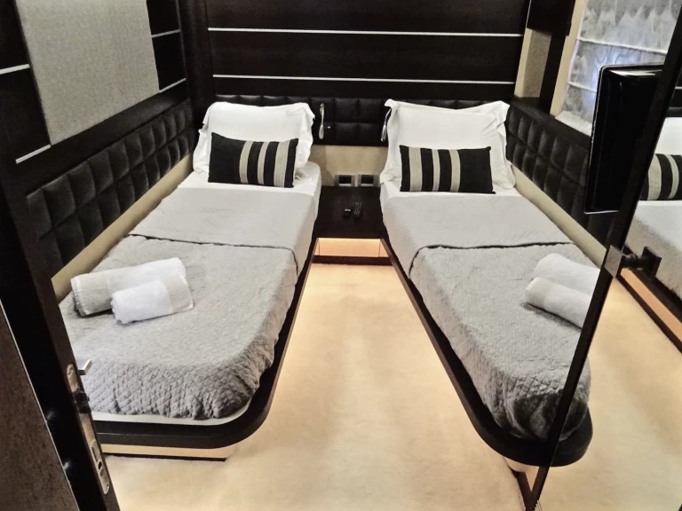 Boot mieten Gouviá günstig Azimut 86