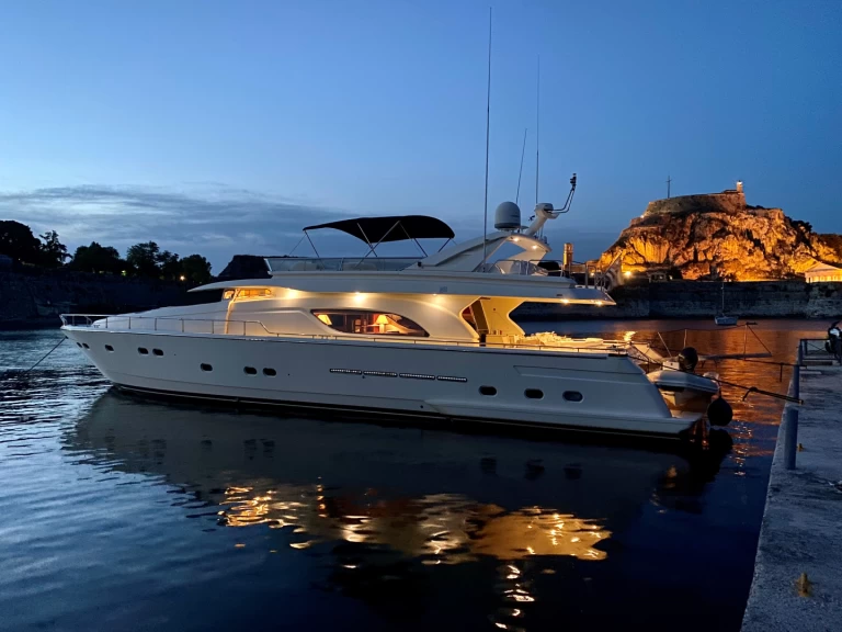 Yacht mieten in Gouviá - Ferretti Ferretti 80