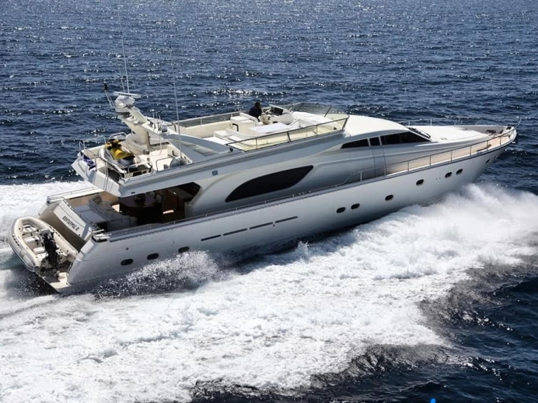 Yacht mit oder ohne Skipper Ferretti mieten in Gouviá