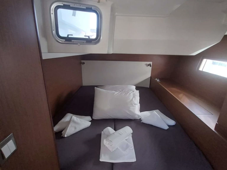 Vermietung Segelboot Bénéteau mit Führerschein