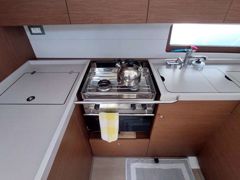 Bénéteau Oceanis 51.1 mieten Gouviá