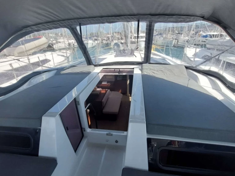 Segelboot mieten in Gouviá - Bénéteau Oceanis 51.1