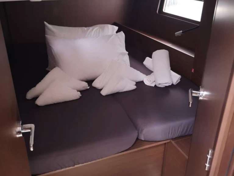 Vermietung Segelboot Bénéteau mit Führerschein