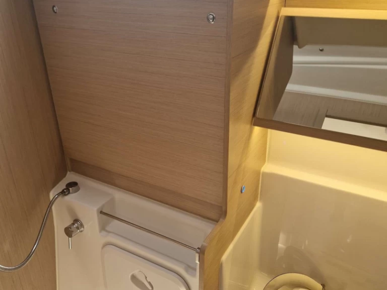 Segelboot mieten in Gouviá zum besten Preis