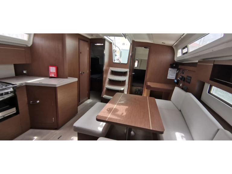 Bootsverleih Bénéteau Oceanis 40.1 Lavrion Samboat