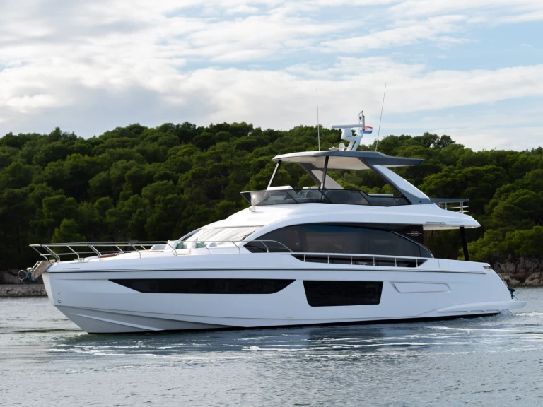 Vermietung Yacht Azimut mit Führerschein