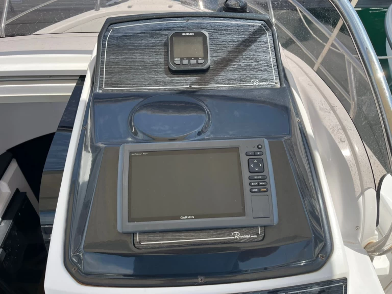 Ein Ranieri Shadow 22 mieten in Port La Napoule