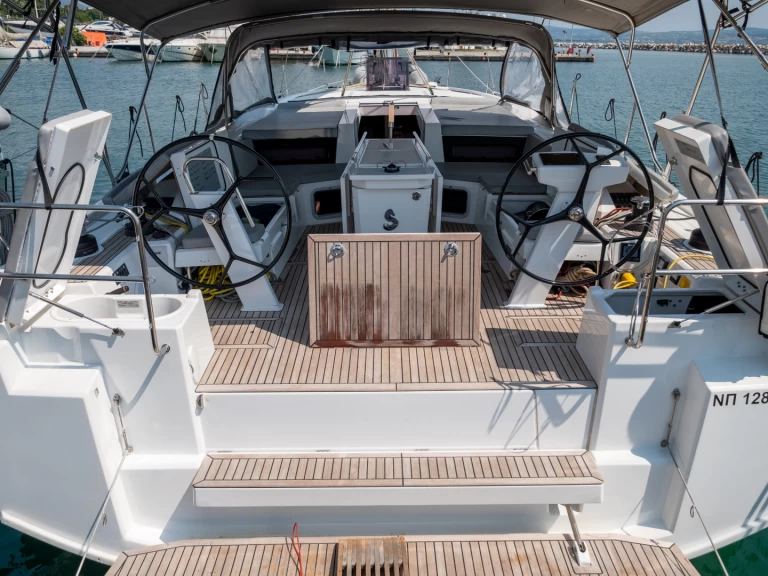 Segelboot mieten in Lefkáda - Bénéteau Oceanis 51.1