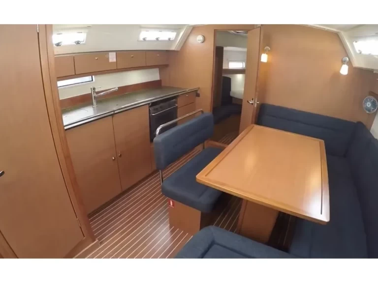 Segelboot mit oder ohne Skipper Bavaria mieten in Lefkáda