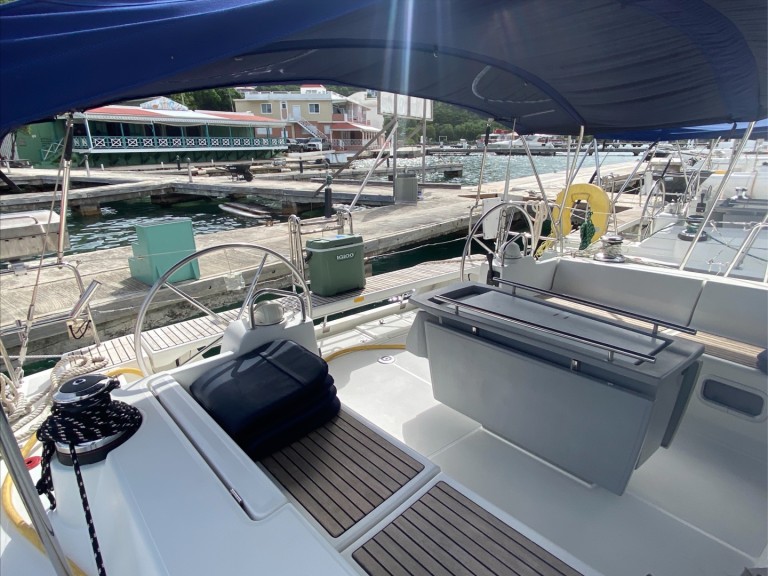Segelboot mieten in Road Town - Bénéteau Beneteau Oceanis 48 (Owner's Version)