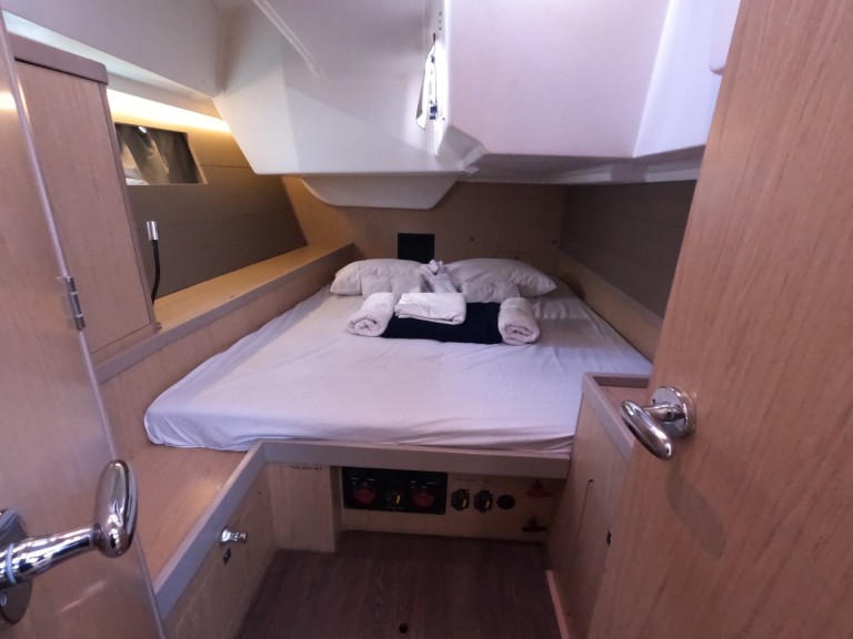 Vermietung Segelboot Bénéteau mit Führerschein