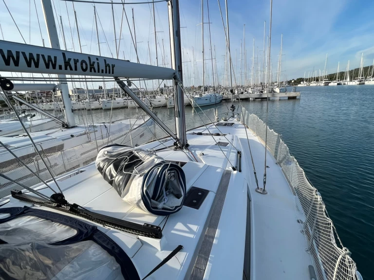 Ein Jeanneau Sun Odyssey 479 mieten in Sukošan
