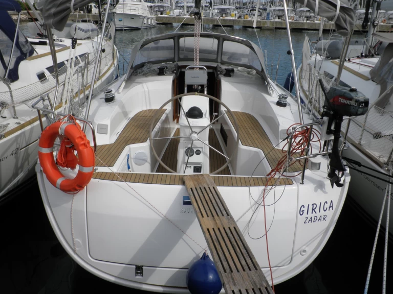 YachtCharter in Sukošan - Bavaria Cruiser 33 auf SamBoat