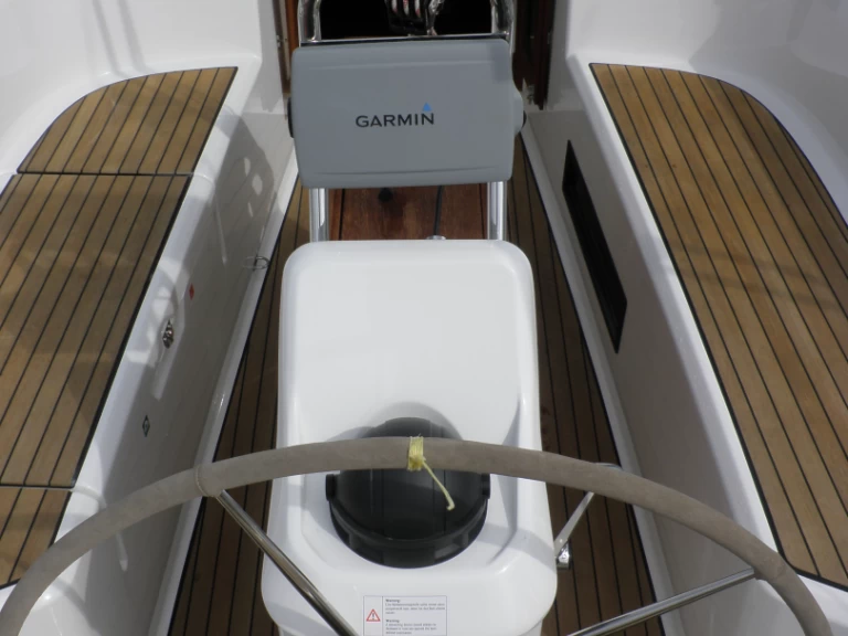Boot mieten Sukošan günstig Cruiser 33