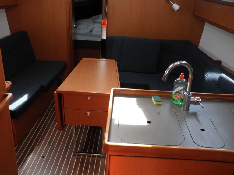 Bavaria Cruiser 37 mieten Sukošan