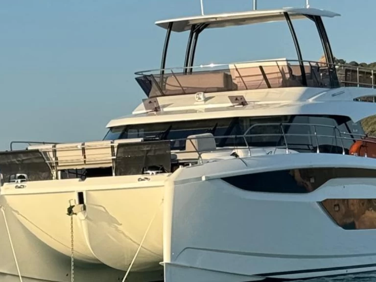 YachtCharter in Ajaccio - 2 PRESTIGE M48 auf SamBoat