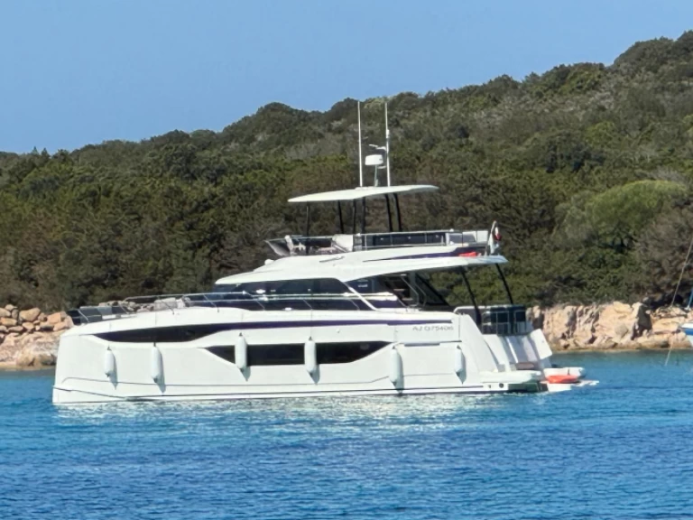 2 PRESTIGE M48 mieten Ajaccio