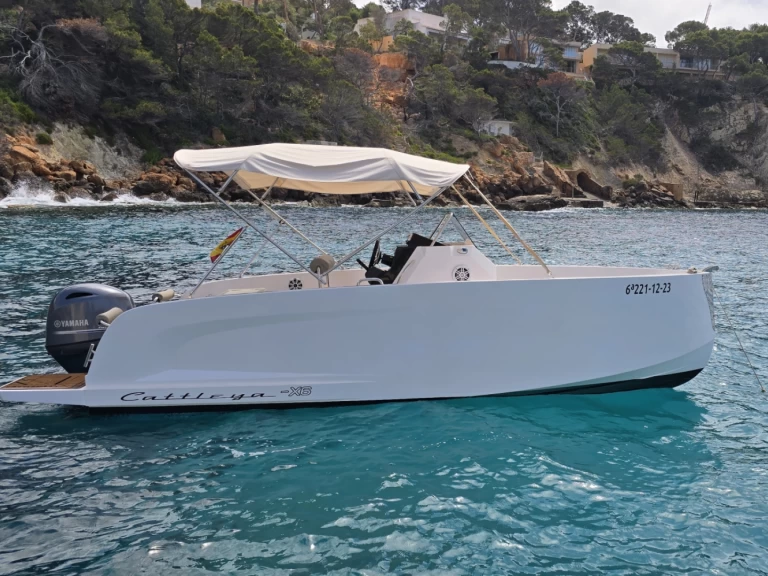 Motorboot mieten in Club Nàutic Santa Ponsa zum besten Preis