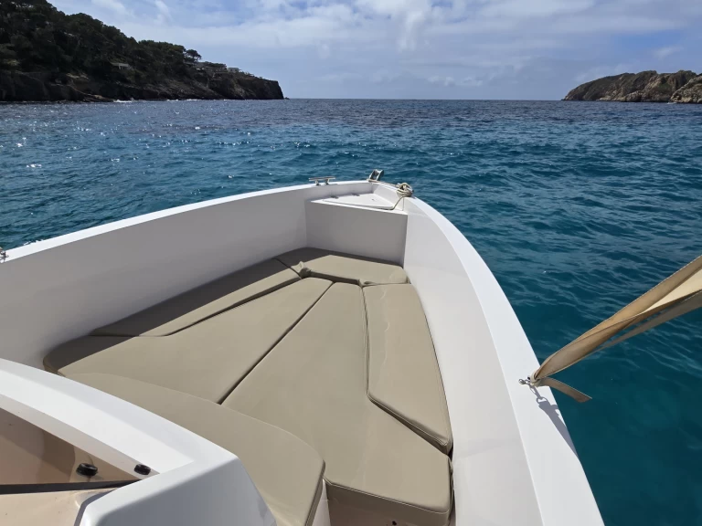 Ein Cattleya X6 Open mieten in Club Nàutic Santa Ponsa