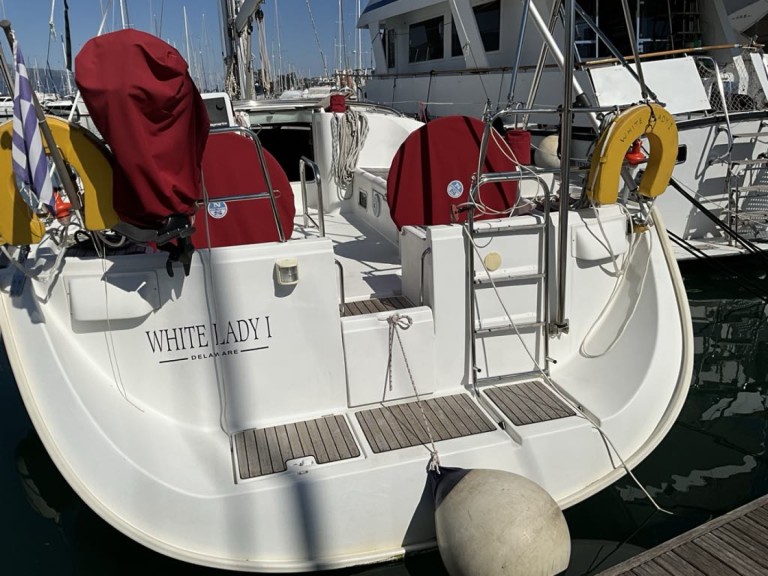 Segelboot mit oder ohne Skipper Bénéteau mieten in Gouviá