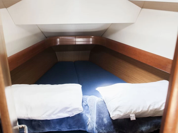 Ein Jeanneau Sun Odyssey 36i mieten in Préveza