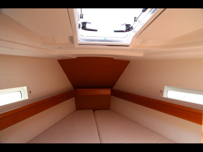 Boot mieten Kaštel Gomilica günstig Sun Odyssey 419