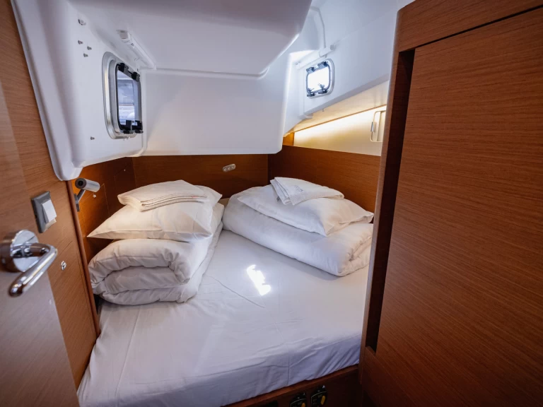 Jeanneau Sun Odyssey 410 mieten Kaštel Gomilica