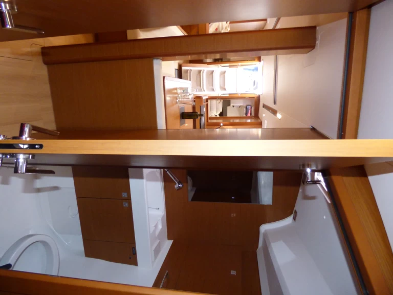 Ein Jeanneau Sun Odyssey 519 mieten in Kaštel Gomilica