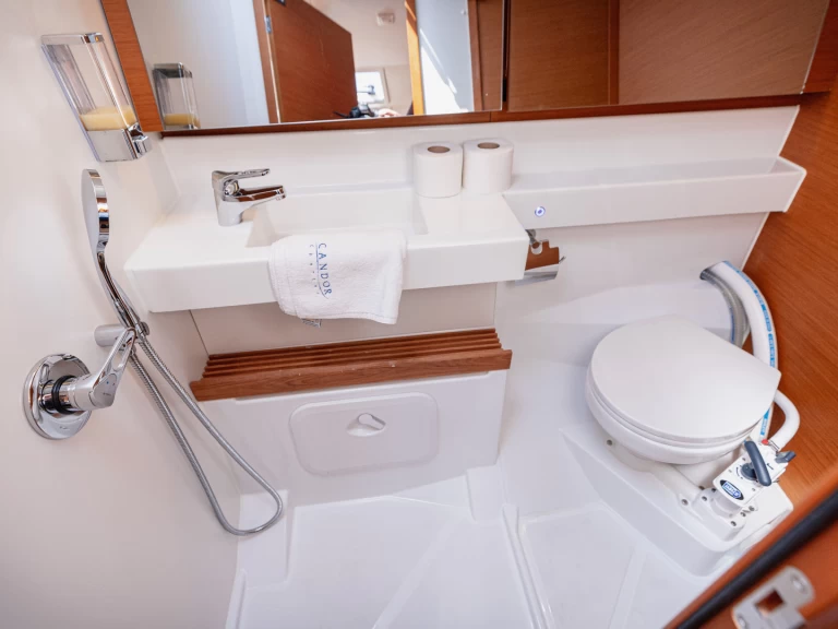 Segelboot mieten in Kaštel Gomilica - Jeanneau Sun Odyssey 440