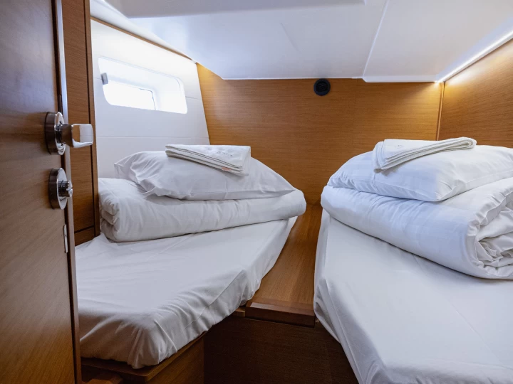 Segelboot mieten in Kaštel Gomilica zum besten Preis