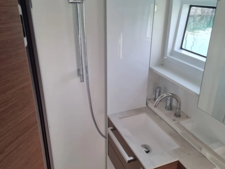 Katamaran mit oder ohne Skipper Lagoon mieten in Lefkáda