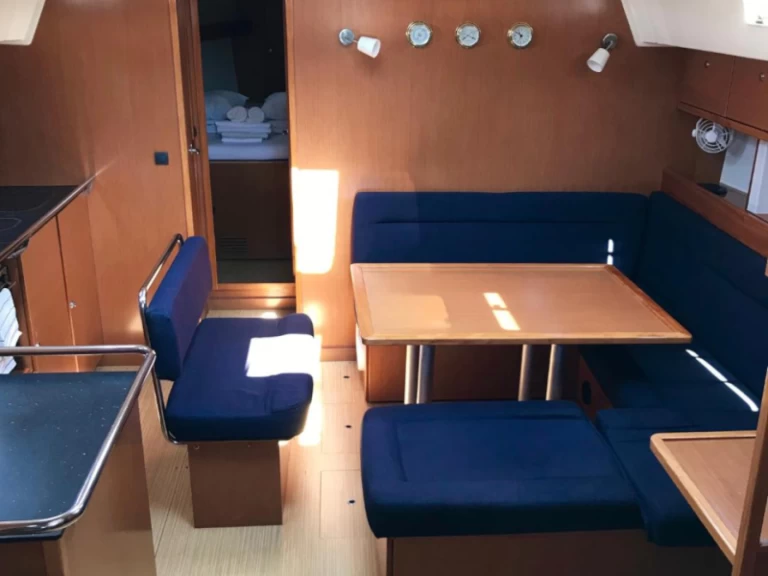 Ein Bavaria Bavaria 45 Cruiser mieten in Lefkáda