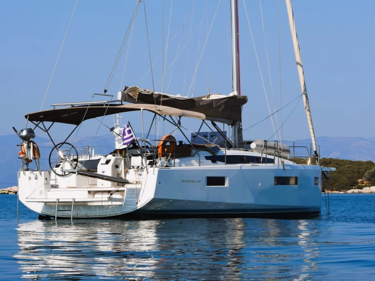 Boot mieten Álimos günstig Sun Odyssey 410