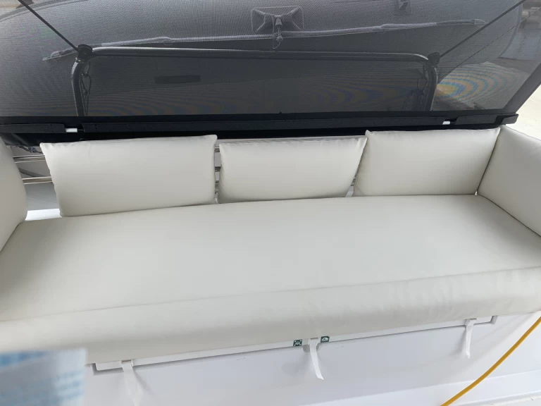 YachtCharter in Lavrion - Bali Bali 4.1 auf SamBoat