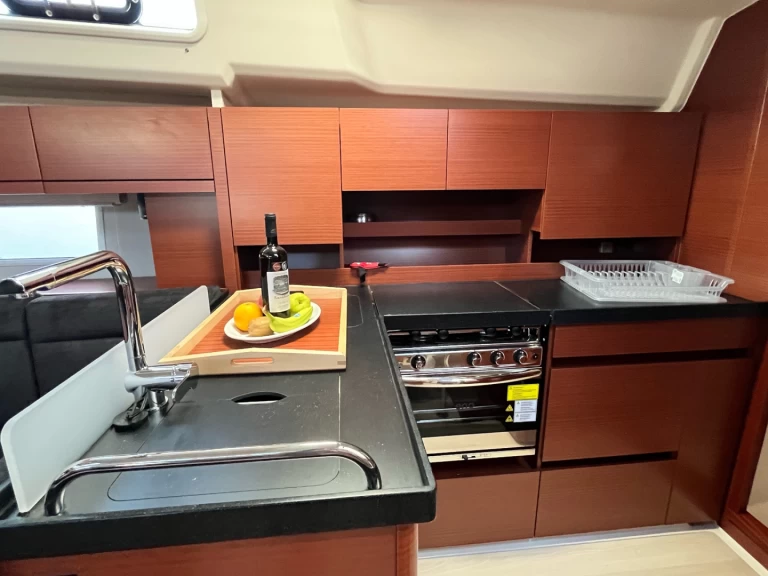 Ein Hanse Hanse 458 mieten in Lavrion