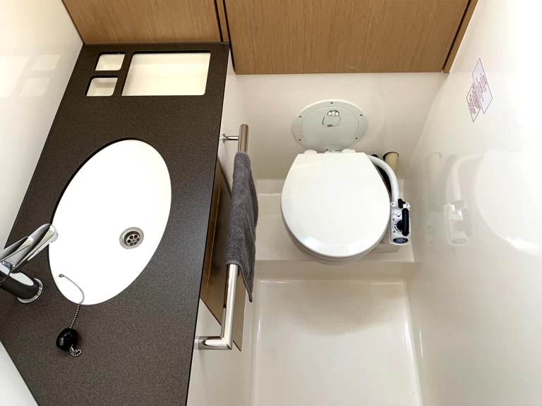 Bootsverleih Bavaria Cruiser 46 Lavrion Samboat