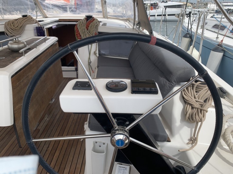 Bootsverleih Dufour Dufour 390 Grand Large Lavrion Samboat