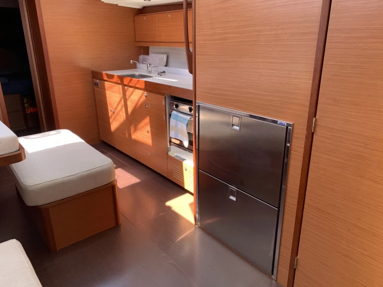 Segelboot mit oder ohne Skipper Dufour mieten in Lavrion