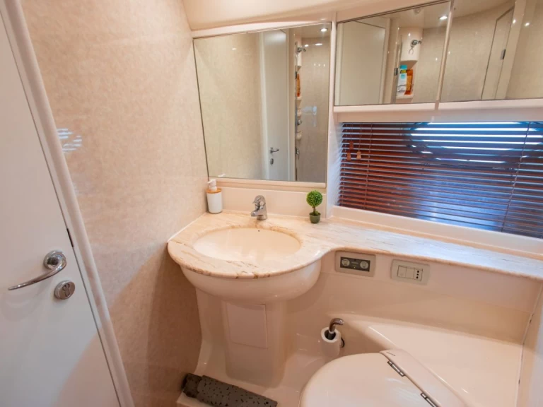 YachtCharter in Piräus - Pershing Pershing 52 auf SamBoat