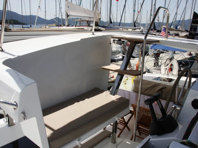 Bootsverleih Fountaine Pajot Lucia 40 Marmaris Samboat