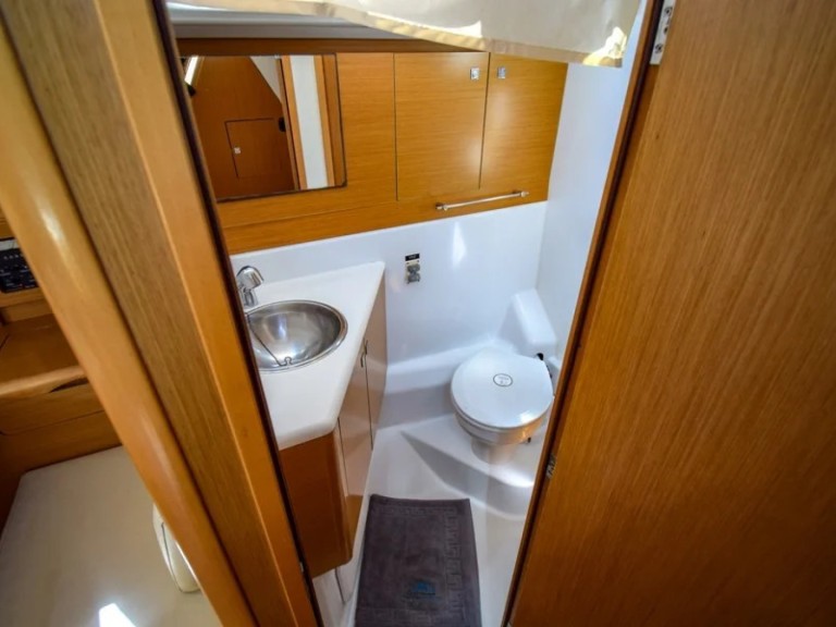 Vermietung Segelboot Jeanneau mit Führerschein