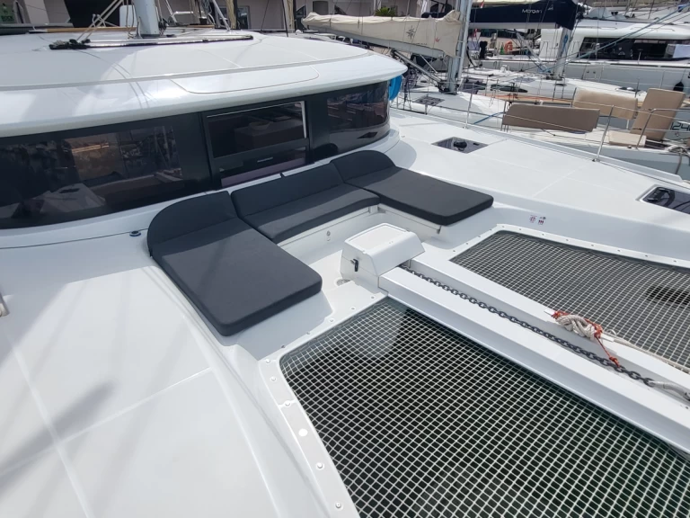 Ein Lagoon Lagoon 46 mieten in Capo d'Orlando