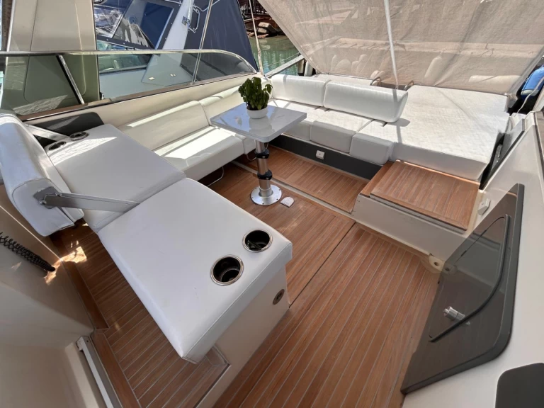 Boot mieten Nettuno günstig Synthesi 40