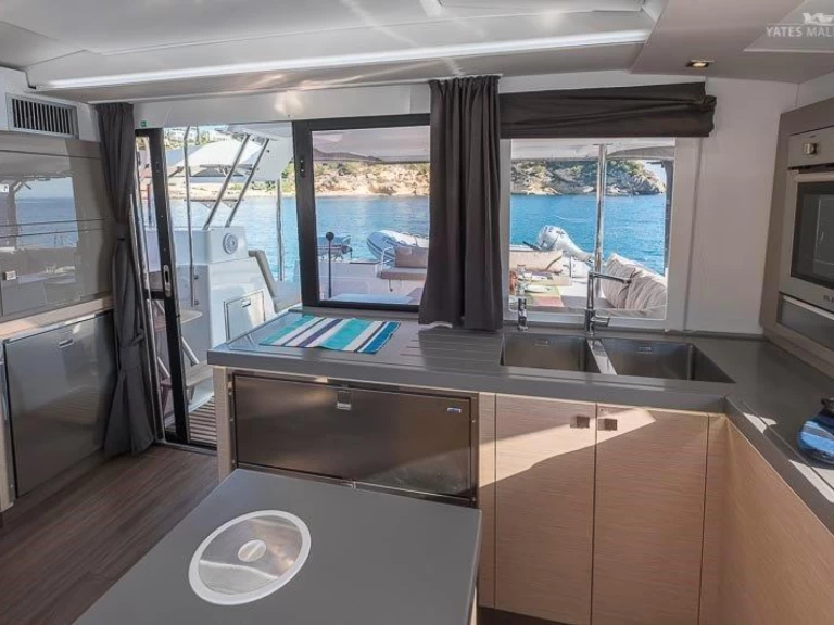 Katamaran mit oder ohne Skipper Fountaine Pajot mieten in Palma de Mallorca